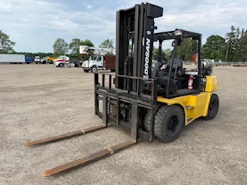 2006 Doosan G70S-5